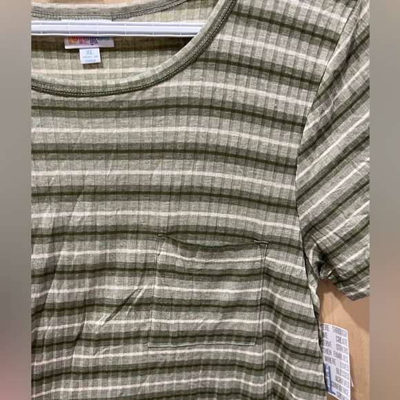 Carly Style Dress - Picture 2 of 8